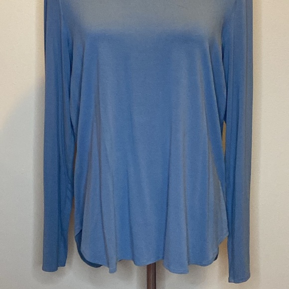 Eileen Fisher Light Blue Viscose-Blend Long-Sleeve Top (sz XL) - Picture 3 of 5